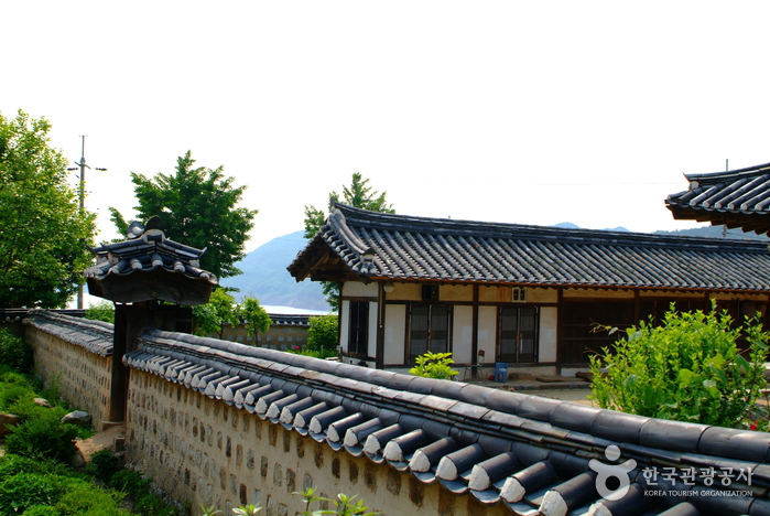 Suaedang (수애당)