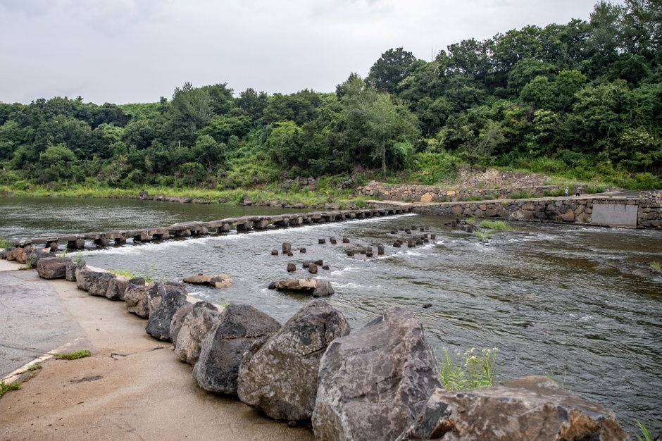 직탕폭포 (한탄강 유네스코 세계지질공원)