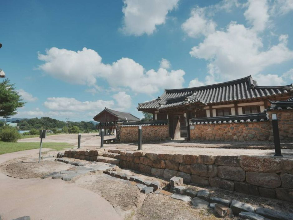 遯巖書院 [UNESCO世界遺產](돈암서원 [유네스코 세계유산])