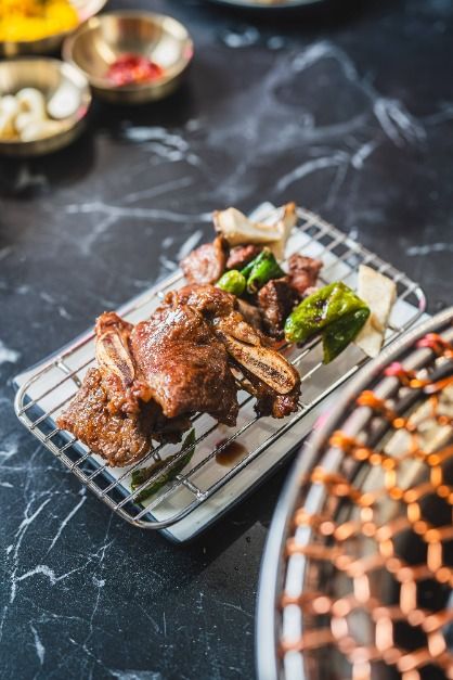 윤슬숯불구이 명동본점
