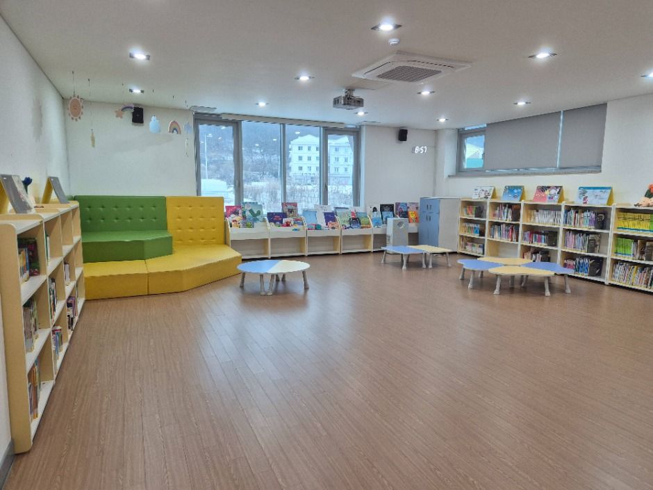 남산도서관(춘천)