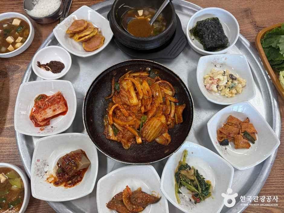 thumbnail-미가일식당-1