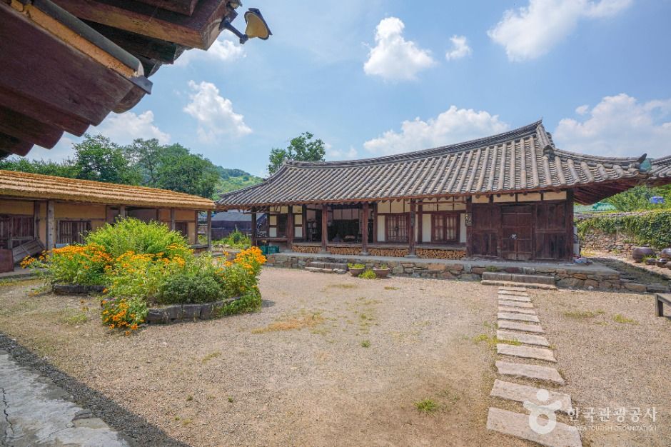 산청 남사리 이씨고가