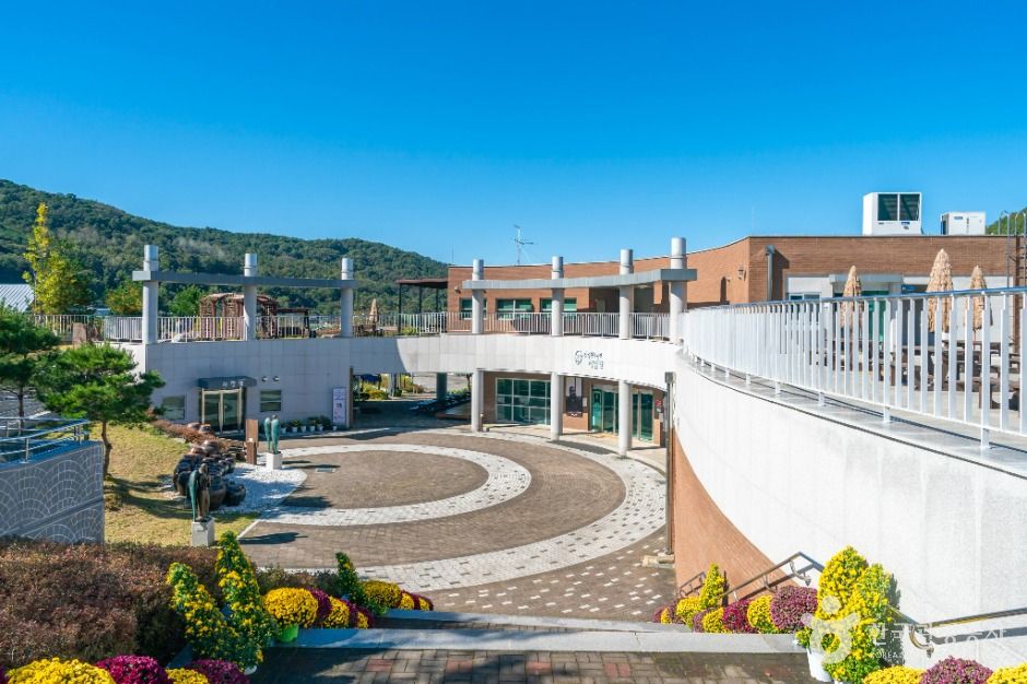 김수환 추기경 사랑과 나눔공원