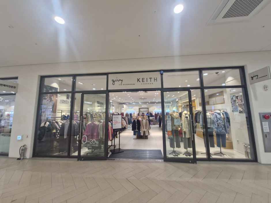 [事後免税店] GIVY KEITH・現代プレミアムアウトレットキンポ（金浦）店(기비키이스 현대프리미엄아울렛 김포점)