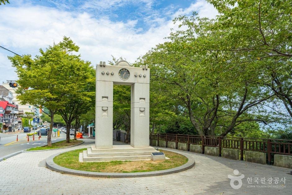 thumbnail-달맞이동산-1