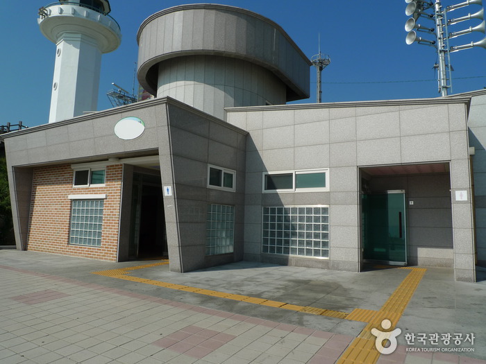 Ganjeolgot Cape (간절곶 등대)