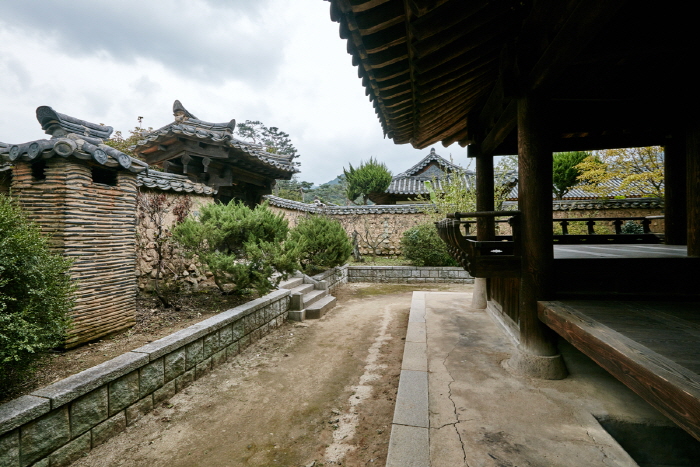 南平文氏本里世居地 (남평문씨본리세거지)