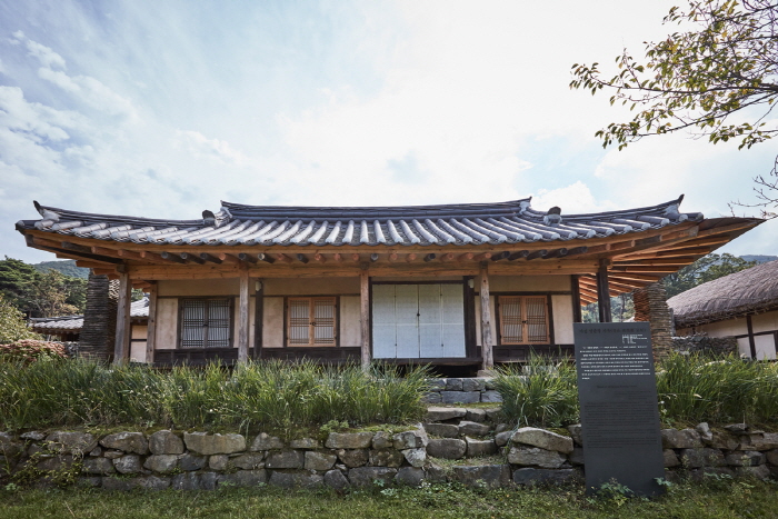 Asan Maengssi Haengdan House - Maeng Sa-seong House (아산 맹씨행단(맹사성 고택)