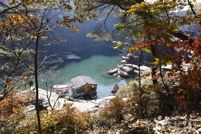 Site touristique national Goseokjeong (고석정국민관광지)