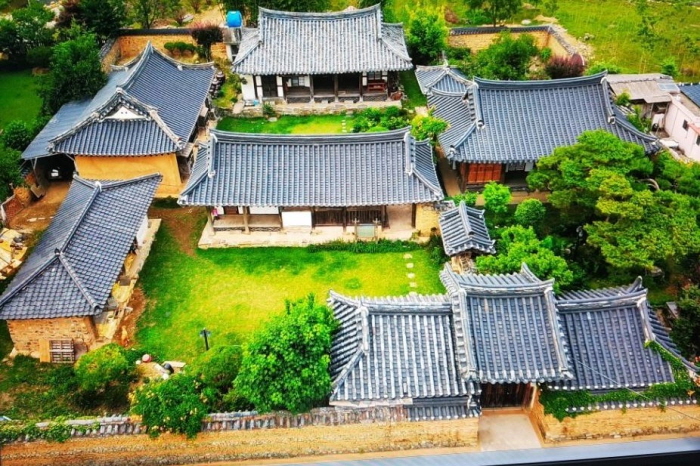 Parkjinsa Gotaek (박진사고가)