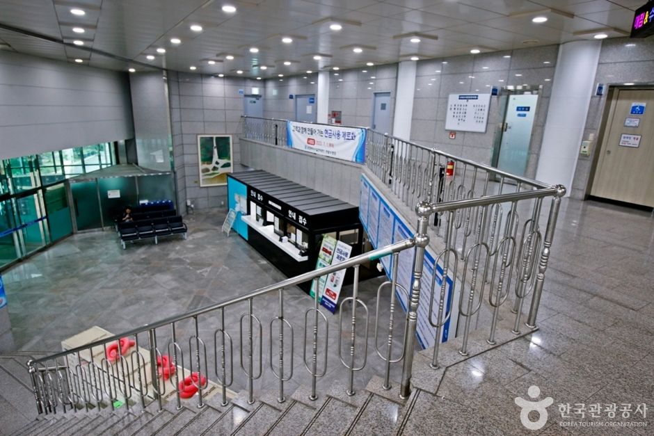 대전광역시시설관리공단 한밭수영장(실내)