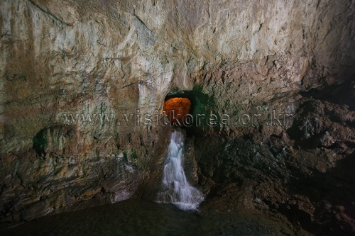Hwanseongul Cave (환선굴(대이리군립공원))