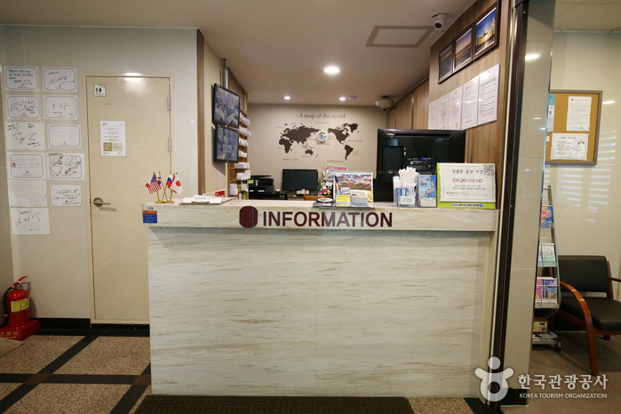 BUSINESS HOTEL HAEUNDAE S [Korea Quality] / 해운대비지니스호텔S [한국관광 품질인증]
