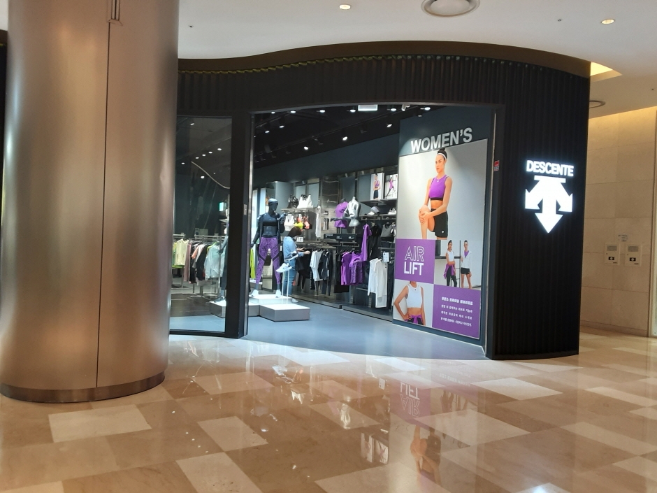 Descente - Lotte World Mall Branch [Tax Refund Shop] (데상트 롯데월드몰)