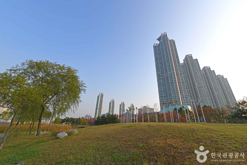 青羅湖水公園（청라호수공원）