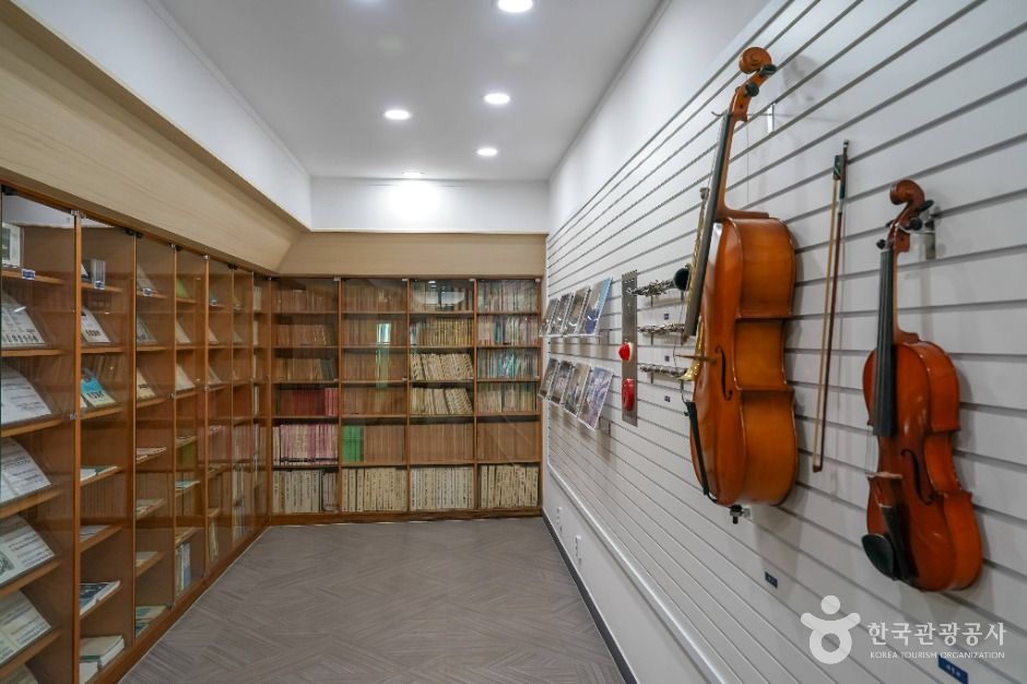 창원시립 마산음악관