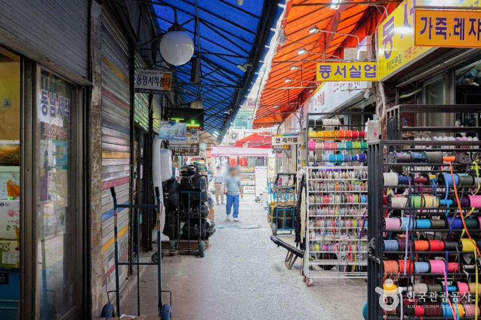 대학천 책방거리