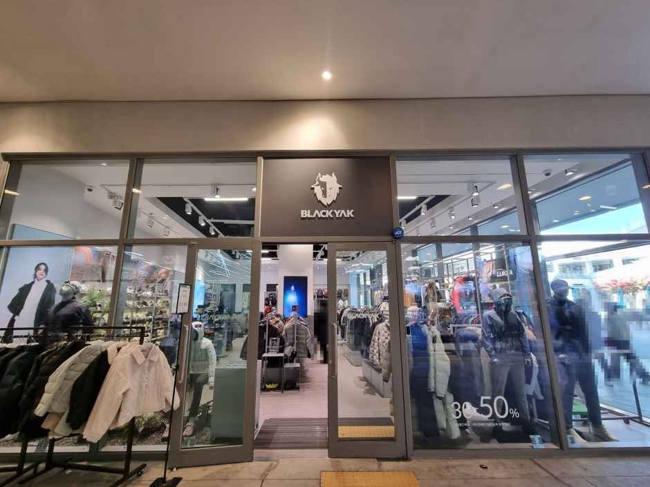 [事後免税店] BLACKYAK（ブラックヤク）・ロッテプレミアムアウトレットイチョン（利川）店(블랙야크 롯데프리미엄아울렛 이천점)