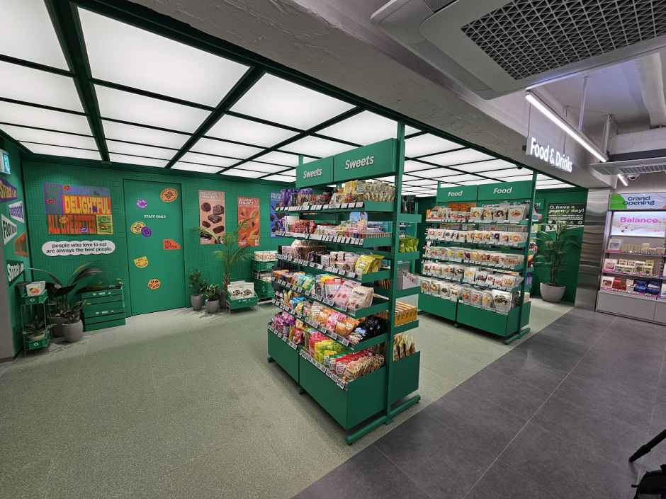 thumbnail-Olive Young Busan Jeonpo Station Branch [Tax Refund Shop](올리브영 부산전포역점)-2