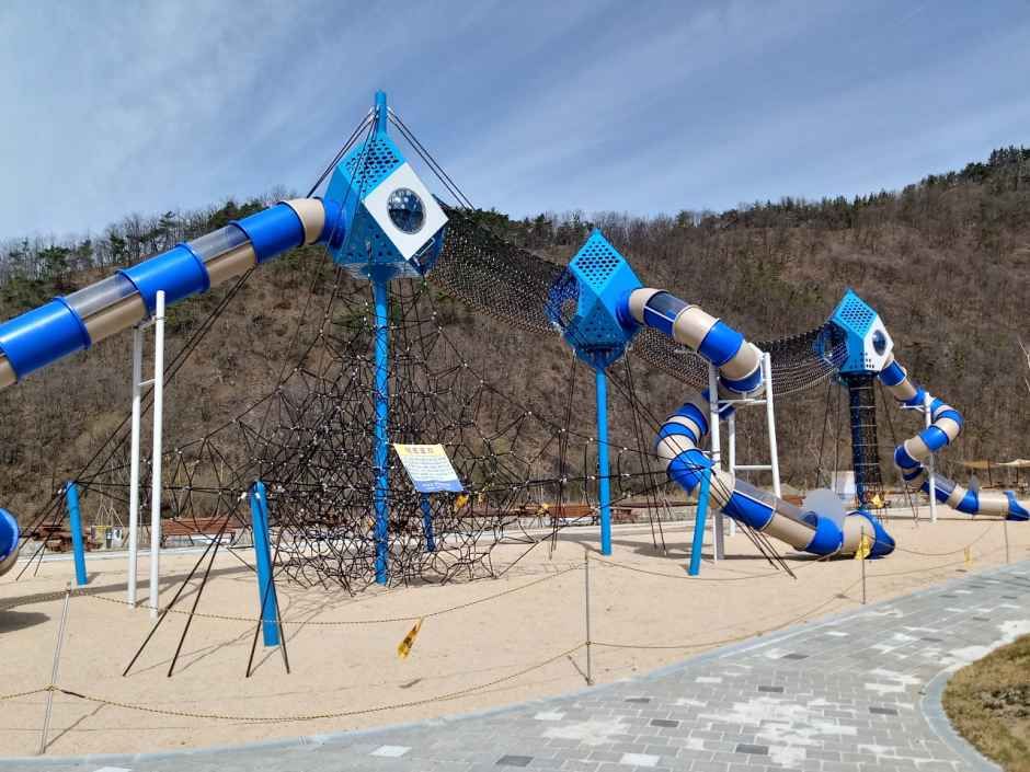 thumbnail-빙계얼음골 야영장-2
