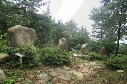 Parque Literario del Monte Cheongwansan (천관산 문학공원)