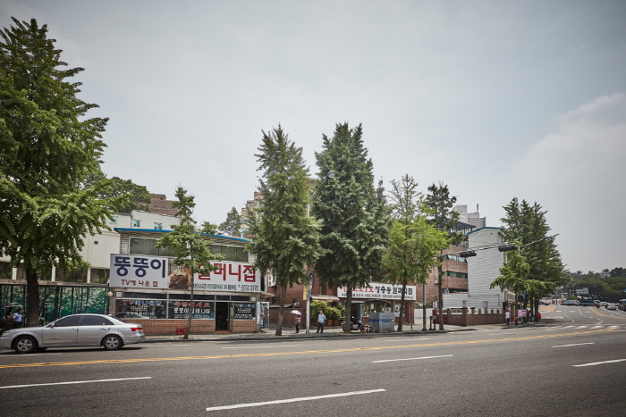 La rue de jokbal à Jangchungdong (장충동 족발 골목)