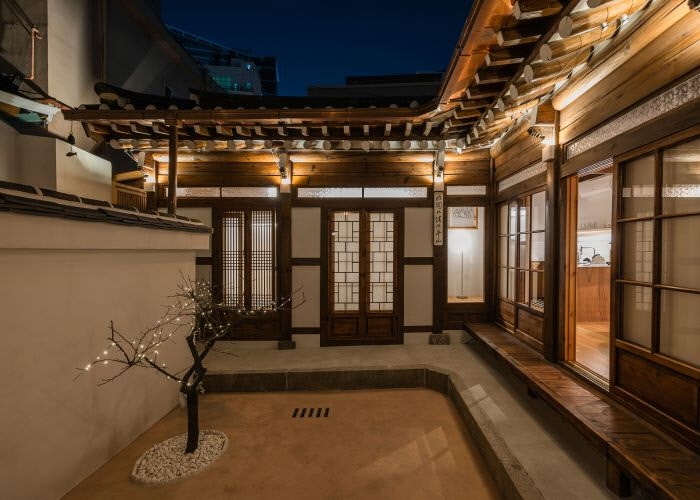 Hanok Stay Unnie house [Korea Quality] 한옥스테이 언니집 [한국관광 품질인증]