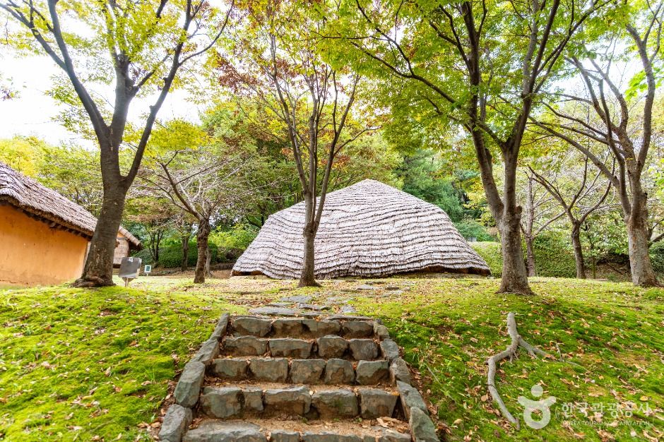 김해 봉황동 유적