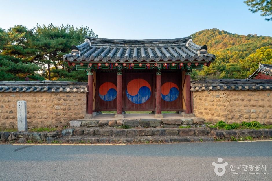 thumbnail-신숭겸장군유적-5