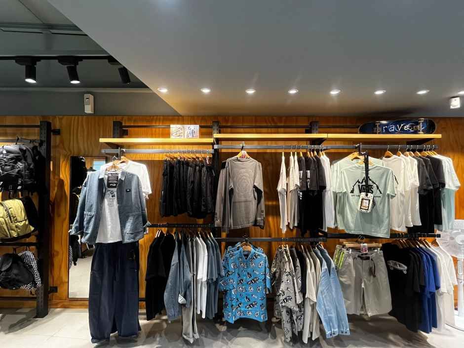 thumbnail-반스 동성로점-1