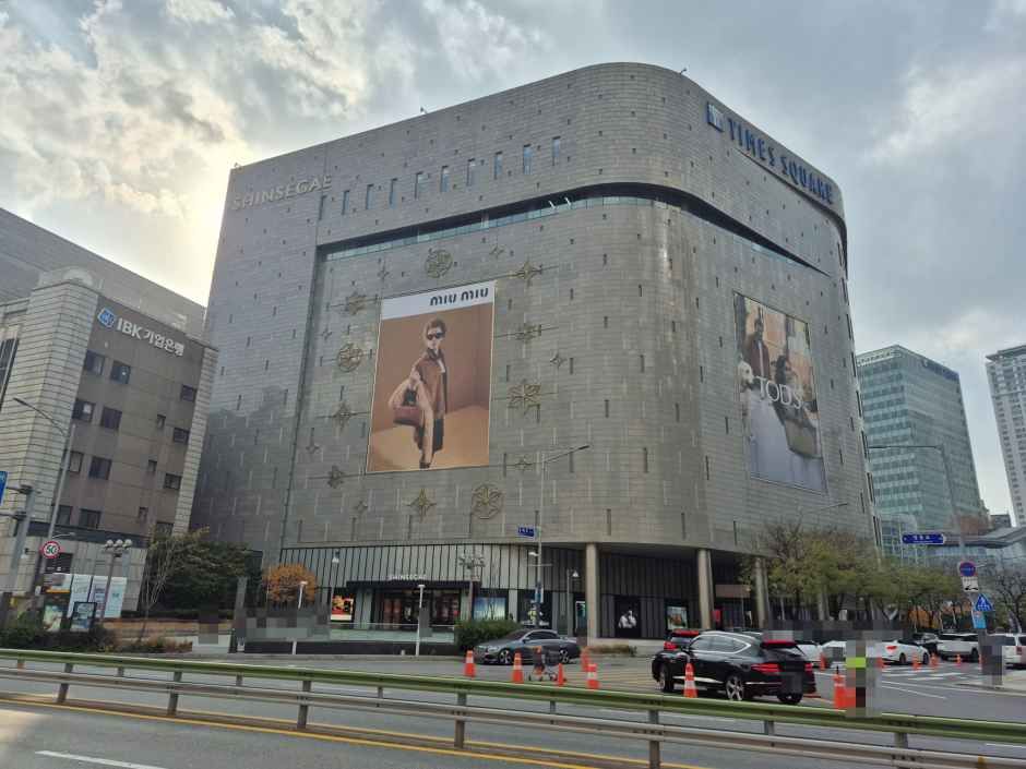 Shinsegae Department Store - Times Square Branch [Tax Refund Shop](신세계백화점 타임스퀘어점)