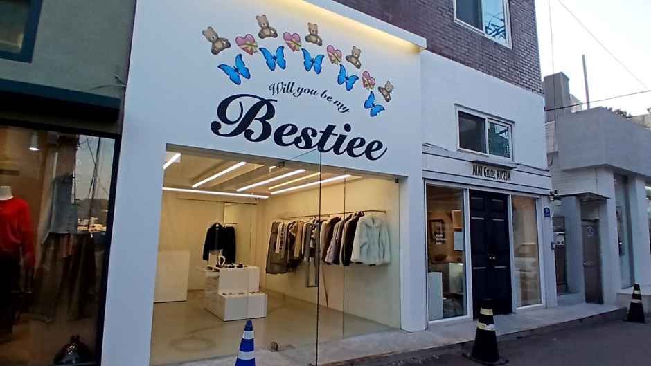 [事後免税店]Bestiee（ベスティー）(베스티)