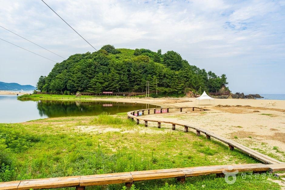 thumbnail-덕산해변-12