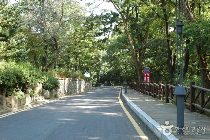 Sajik Park (Gwangju)...