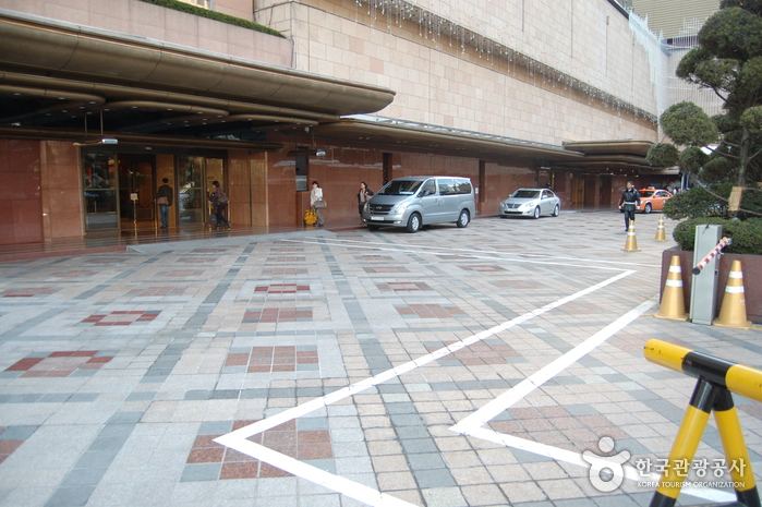 Lotte Hotel Seoul (롯데호텔서울)