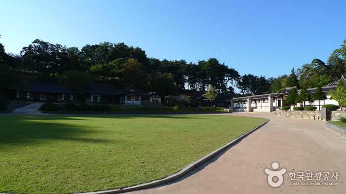 Seongyojang House (강릉 선교장)