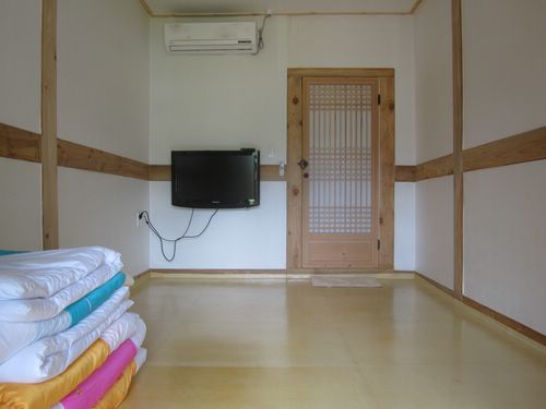 Buyongheon (부용헌)