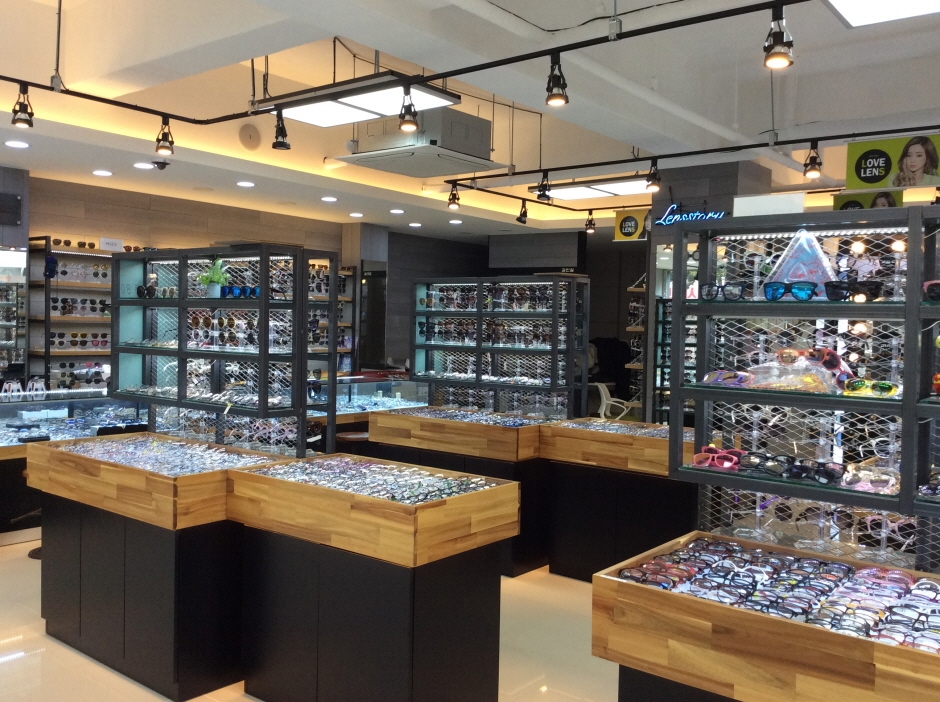 Glassstory - Jeju Chilseong Branch [Tax Refund Shop] (글라스스토리 제주칠성)