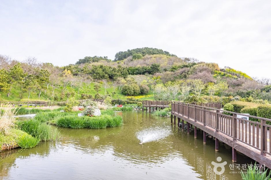 thumbnail-이기대 (부산 국가지질공원)-29