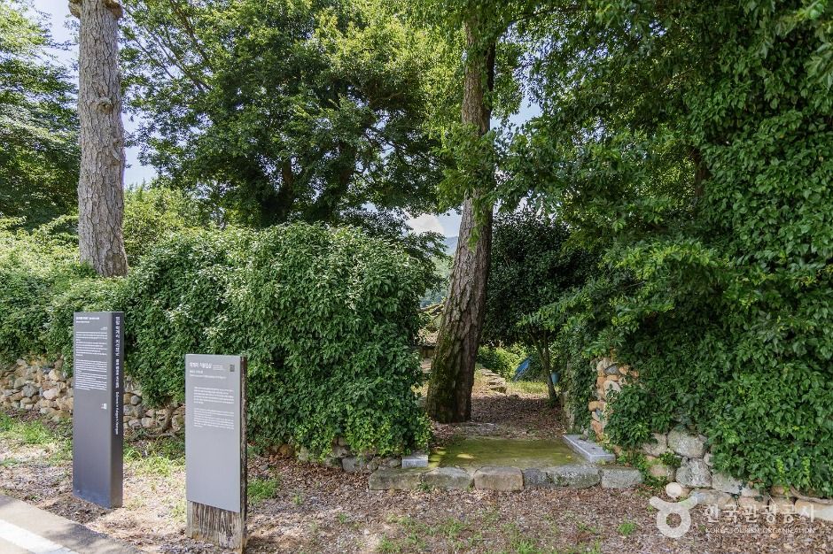 영암 학계리석불입상