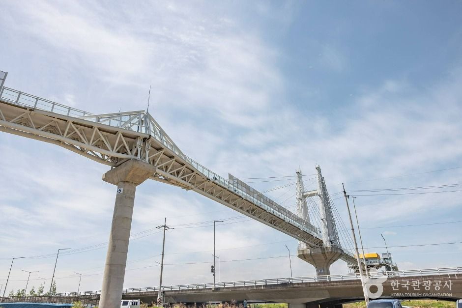 thumbnail-금빛노을브릿지-1