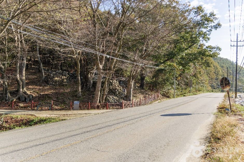 괴산 문당리 서낭단
