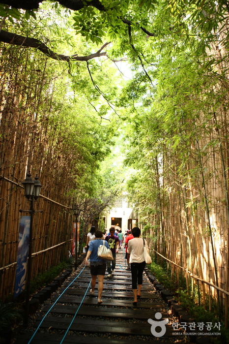 Yongsan Dragon Hill Spa (용산 드래곤힐스파)