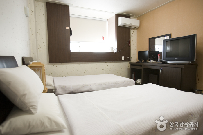 BENIKEA Jeonju Hansung Tourist Hotel (베니키아 전주한성관광호텔)