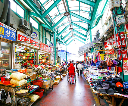 Gangneung Jungang Market
