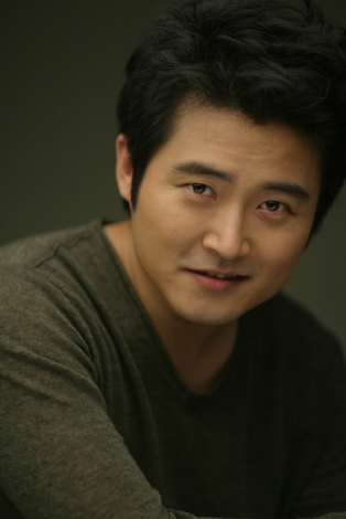 Lim Ho (임호)