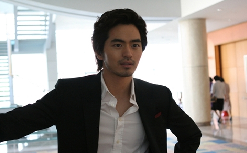 Lee Jin-Uk (이진욱)