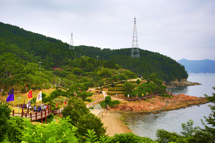 Yi Sun-sin Park