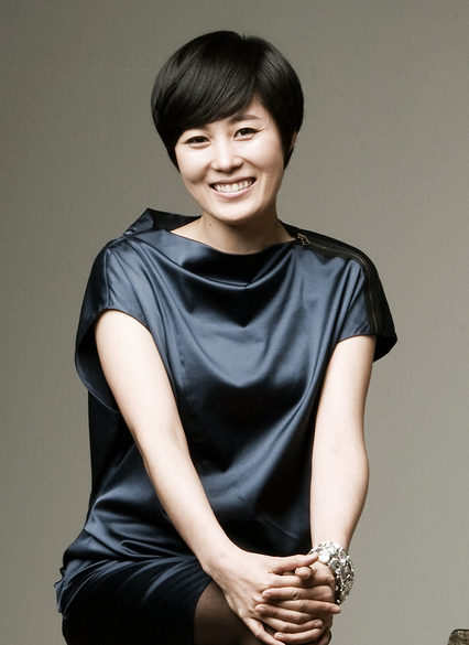 Mun So-ri (문소리)